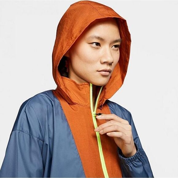 Nike Icon Clash Sportswear Packable Wind Jacket - Picture 5 of 7